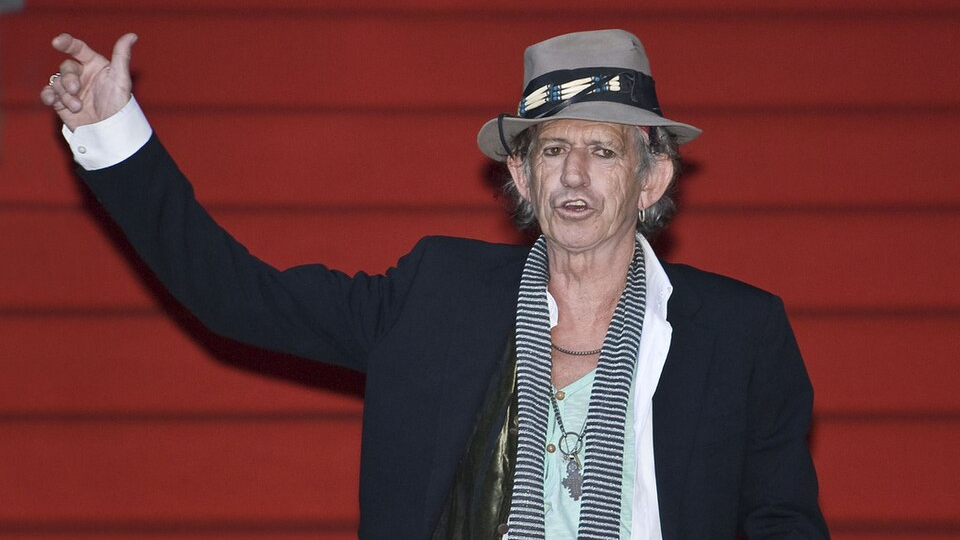 Keith Richards crée la surprise avec un titre de Jimmy Reed